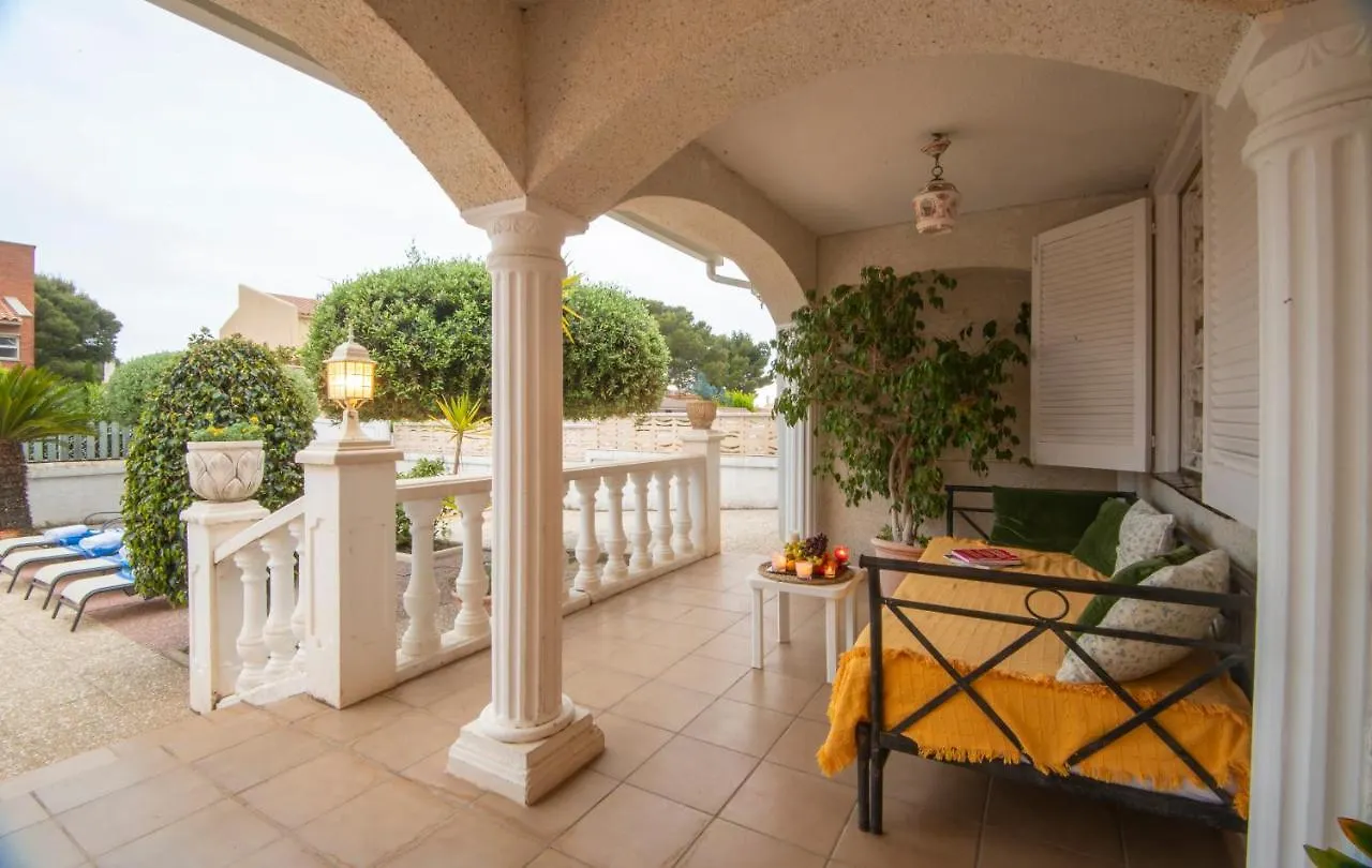 Arenda Pino Alto Villa Lemon Miami Playa Spain